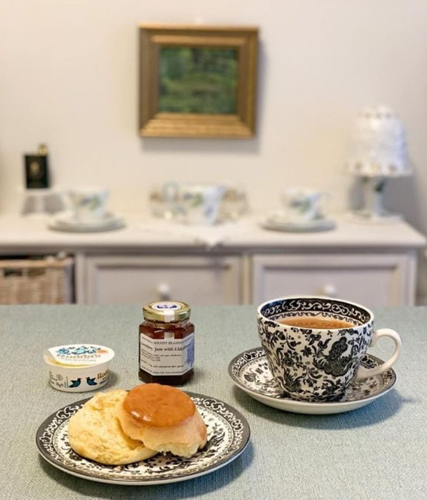 Black Regal Peacock Breakfast Saucer