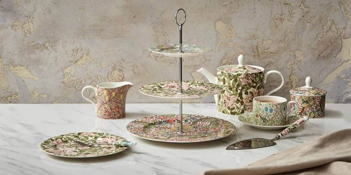 Morris & Co. 3-Tier Cake Stand